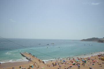 Obraz premium Beach strip in the famous resort area of Portugal - Albufeira