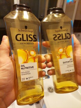 Schwarzkopf Gliss, Oil nutritive shampoo