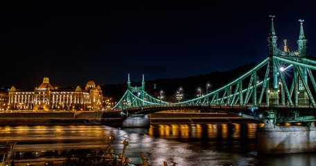Fototapeta na wymiar Freedom Bridge, Hungary, Budapest
