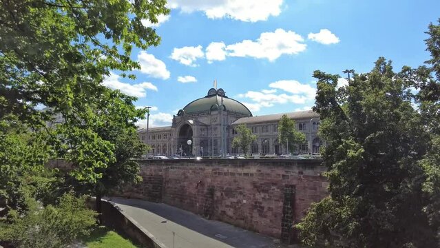N&uuml;rnberg, Deutschland: Zeitraffer am Bahnhof