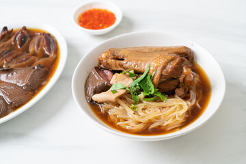 Braised duck noodles with brown soup