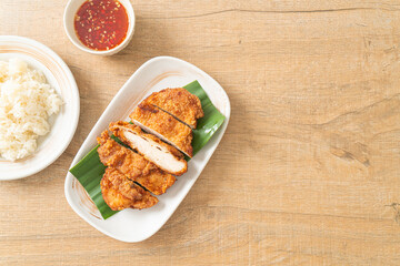 fried chicken with sticky rice