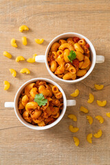 Fototapeta premium macaroni with tomatoes sauce and mince pork