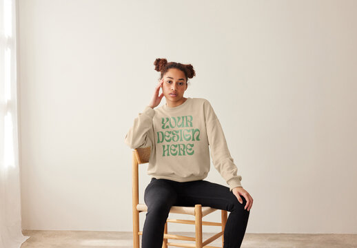 Mockup of woman wearing customizable long sleeve top