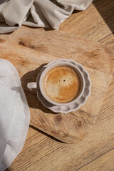 kawa espresso beżowe drewno 