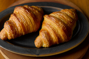 焼き立てのクロワッサン