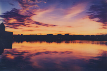 Fototapeta premium sunset over the river. Generative AI