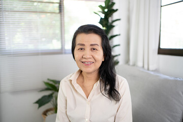 Portrait of Middle age Asian woman. smiling Beautiful mature asian woman. business lady