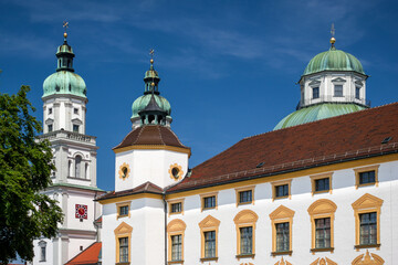 Fototapeta na wymiar Basilika Sankt Lorenz Bayern