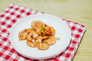 バナメイエビのガーリックバターシュリンプ