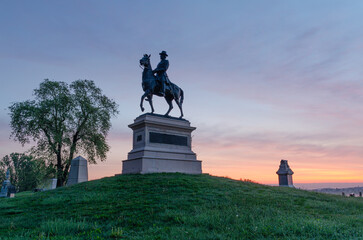 Memorial to Major General Oliver O. Howard im National Military Park in Gettysburg