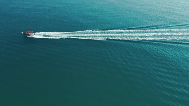 4k 25fps footage of a dinghy chase in the open ocean