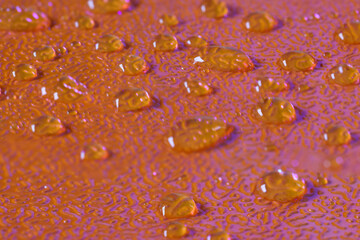 ホログラムシート上の水滴