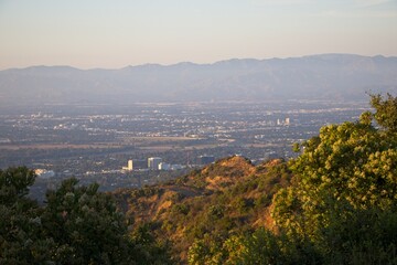 Fototapeta premium Sunset from the Santa Monica Mountains in Los Angeles