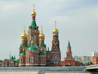 Fototapeta na wymiar Yoshkar-Ola, Republic of Mari El, Russia - 08.20.2021. Cathedral of the Annunciation of the Most Holy Theotokos