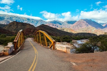 anfiteatro natural
cerro siete colores
paleta del pintor
humahuaca
purmamarca
cafayate
cachi
