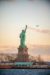 Fototapeta premium View of the Statue of liberty from Liberty State Park, New Jersey, United States.