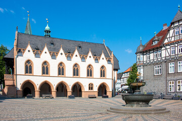 Fototapeta na wymiar historical city hall (Rathaus) Goslar Lower Saxony (in german Niedersachsen) Germany
