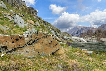 The Fontanalba valley, with a petroglyph in the foreground.
