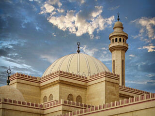 Fototapeta na wymiar Al Fateh Mosque in the city of Manama, Bahrain