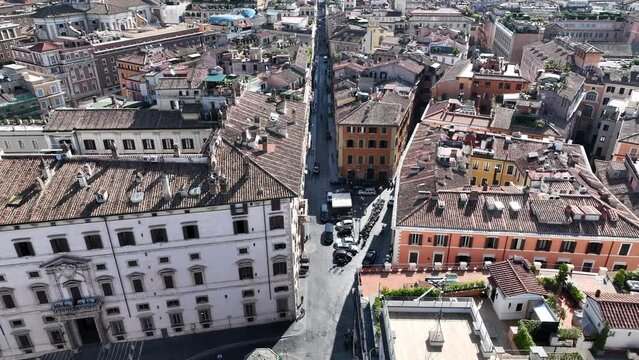 Vista aerea panoramica sui tetti del centro di Roma. Il Tridente.
Via Fontanella Borghese, Via Condotti, Piazza di Spagna e Trinit&agrave; dei Monti.

