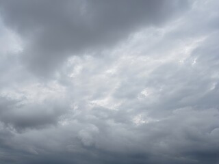 Obraz premium gray sky with dark clouds background