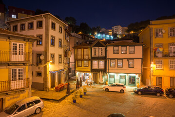 Largo em Miragaia no Porto