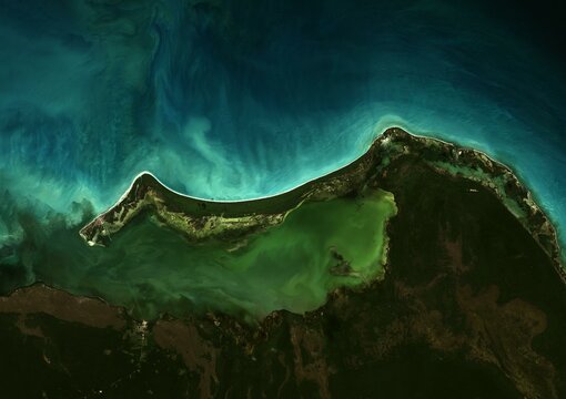 imag&eacute;n satelital de la Isla Holbox, M&eacute;xico