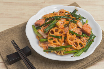 レンコンとベーコンのキムチ炒め