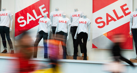 Window display with text SALE