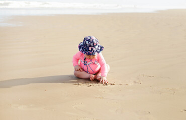 Praia, bebê, rosa, piscina, areia, chapéu, criança, garota, criancinha