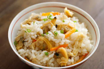 あさりの炊き込みご飯