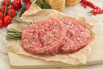 Raw pork cutlet for burger