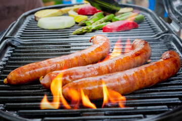 BBQ_ソーセージを焼く