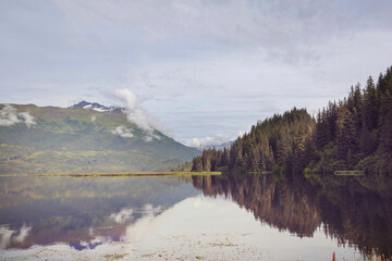 Fototapeta premium Lake in Alaska