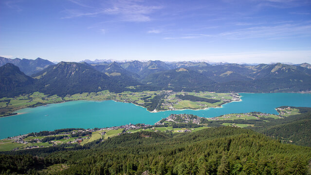 Panoramablick vom Vormauerstein auf den Wolfgangsee im Salzkammergut, &Ouml;sterreich
