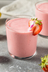 Healthy Homemade Strawberry Breakfast Smoothie