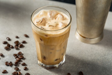Cold Shake Oatmilk Latte