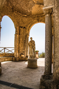 Roman statue at the Terrace of Infinity at the gardens of Villa Cimbrone, Ravello, Italy.