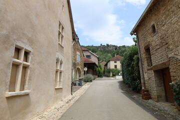 Fototapeta na wymiar Maisons typique, village de Chariez, département de Haute Saone, France