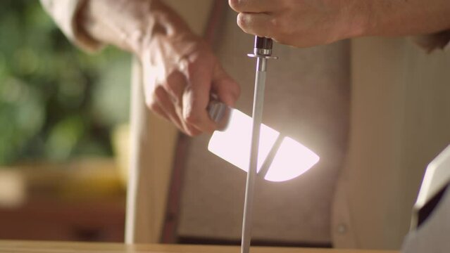 sharpening knife in a knife sharpener