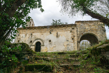 Fototapeta na wymiar Romanesque church of San Pedro de Con (12th century). Cangas de Onis, Asturias, Spain.