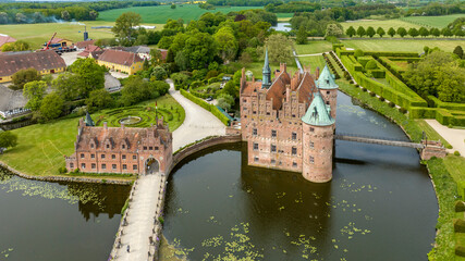 Aerial view, Egeskov Castle with park, Renaissance Garden, Kværndrup, Region Syddanmark, Denmark
