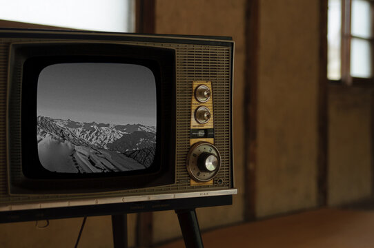 ブラウン管テレビ Images – Browse 191 Stock Photos, Vectors