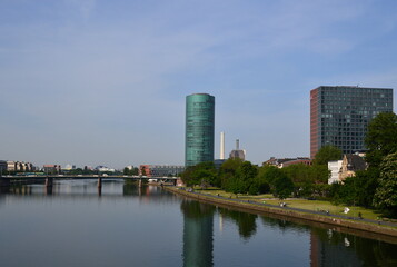 Obraz premium Skyline of Downtown Frankfurt at the River Main, Hessen