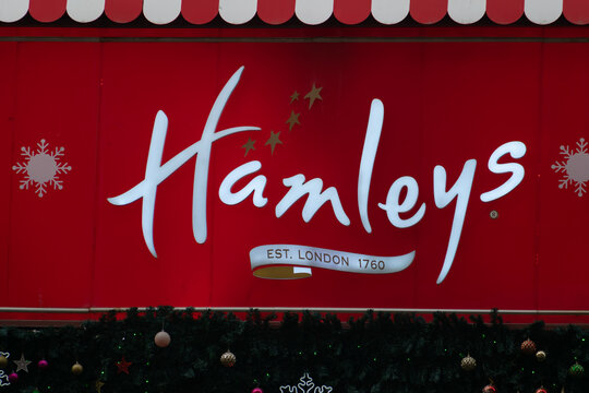 Picture of logo of Hamleys a leading toy maker company. Reliance, Mukesh Ambani, Anant, Anil, Toy store, mall, shopping, soft, car, kids, play, room, asia, 