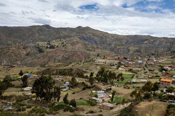 Fototapeta na wymiar Overland travels in Bolivia, South America: Exploring the mountainous outskirts of the highest-lying administrative capital in the world: La Paz
