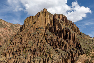 Fototapeta premium Exploring the beautiful Palca Canyon, a natural sight in the surroundings of La Paz, Bolivia - Traveling South America