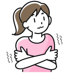 寒がっている半袖の若い女性