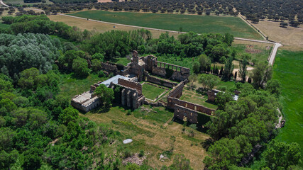 Fototapeta na wymiar Monasterio de Santa María de Moreruela (ZAMORA)
